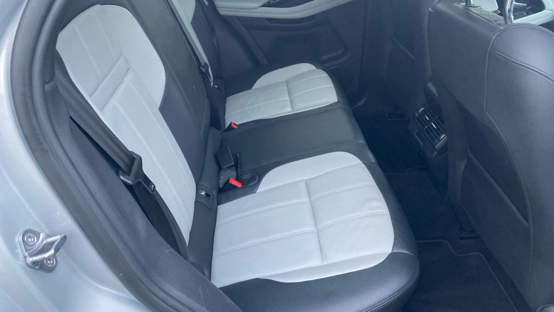 Land Rover Range Rover Evoque 1.5 P300e R-Dynamic SE 5dr Auto Hatchback